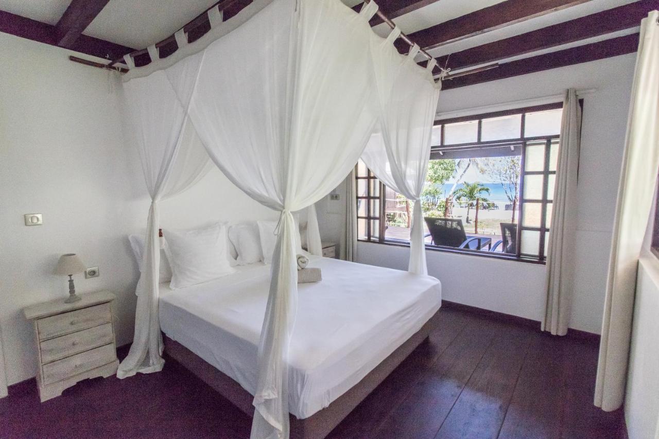 Le Coconut Lodge Avatoru Extérieur photo