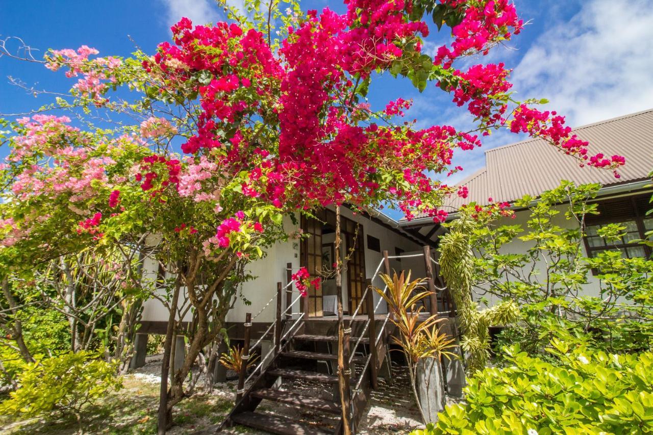 Le Coconut Lodge Avatoru Extérieur photo