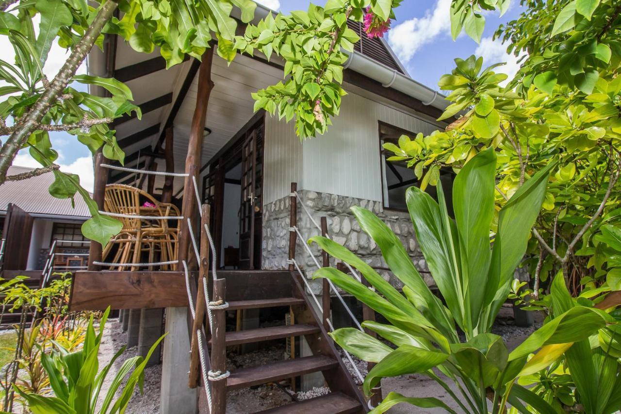 Le Coconut Lodge Avatoru Extérieur photo
