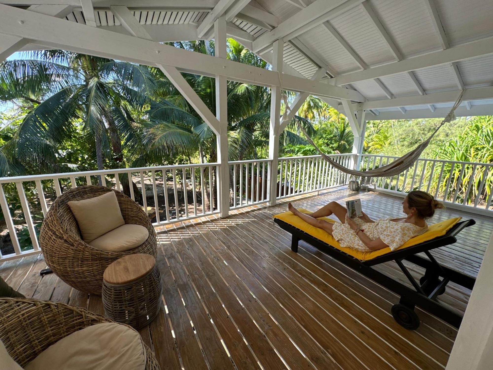 Le Coconut Lodge Avatoru Extérieur photo
