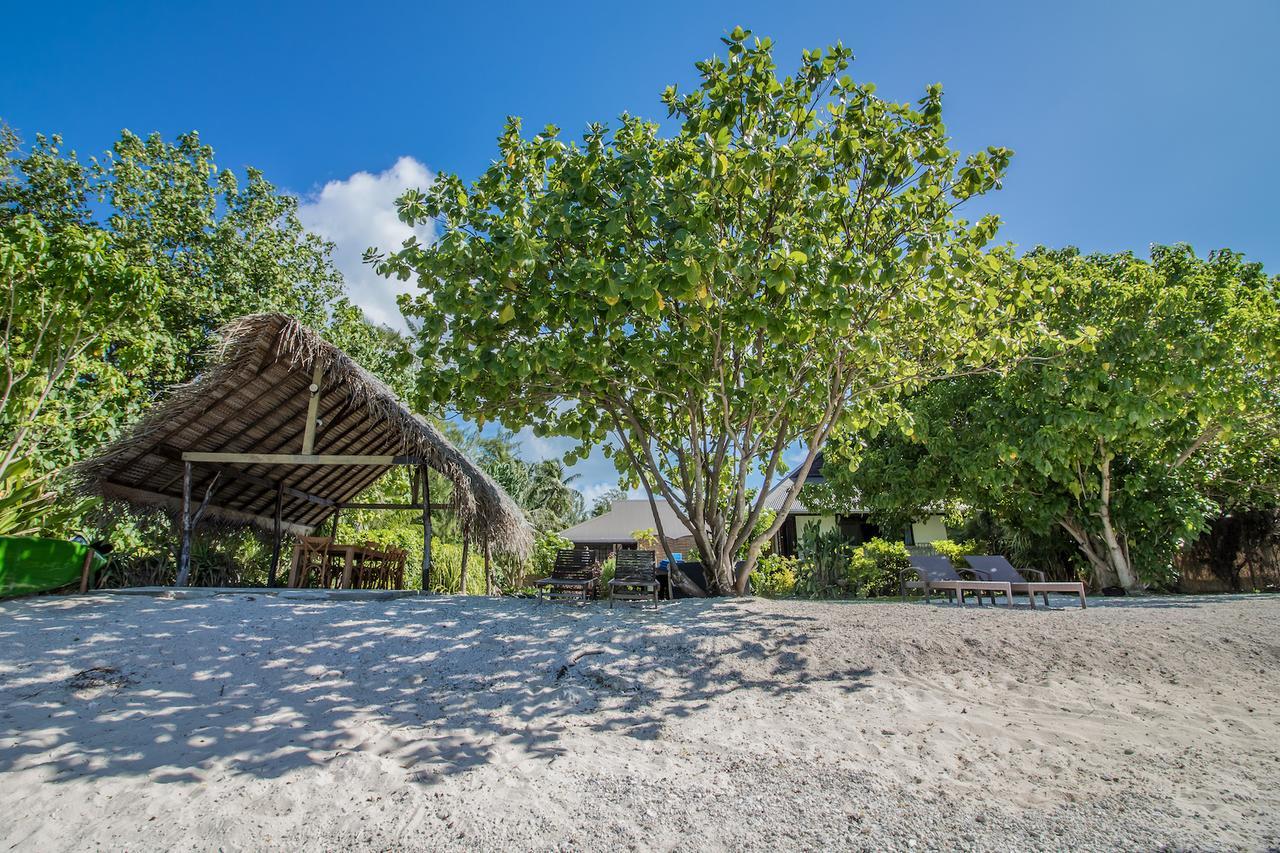 Le Coconut Lodge Avatoru Extérieur photo